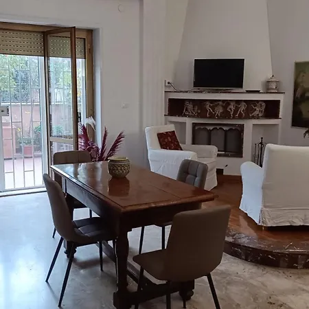 Lägenhet Vatican Treasure Garden